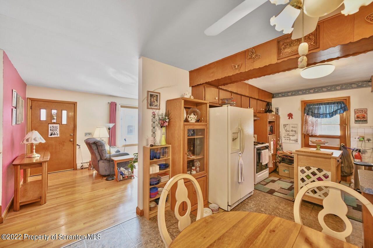 904 Ralph Lane Moosic, PA 18507 - Photo 10 of 37 Gallery Image 10