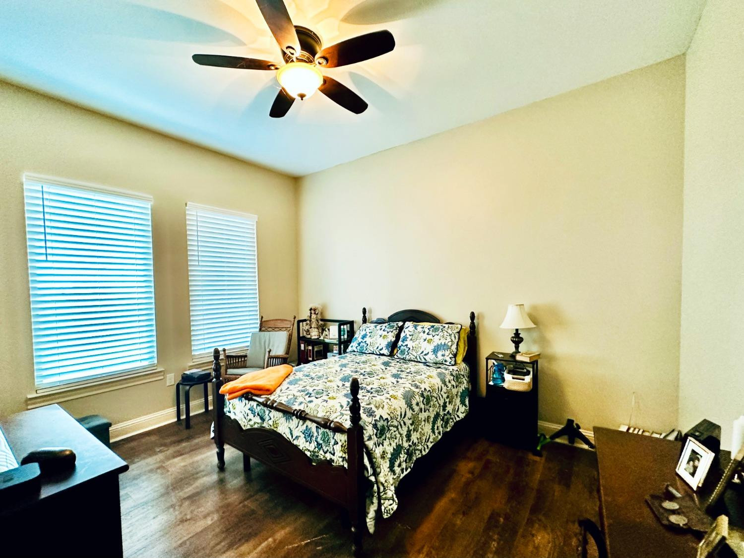986 County Road 224 Post, TX 79356 - Photo 25 of 42 a bed sitting in a spacious bedroom next to a window