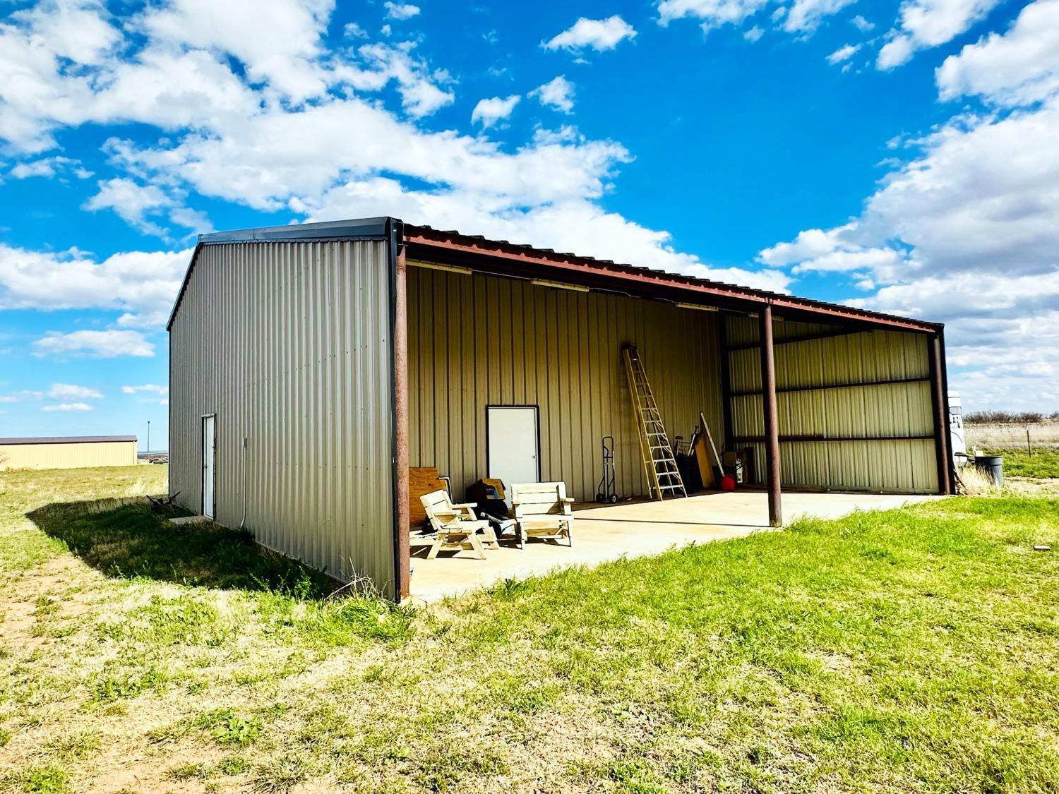 986 County Road 224 Post, TX 79356 - Photo 38 of 42 a backyard of a house