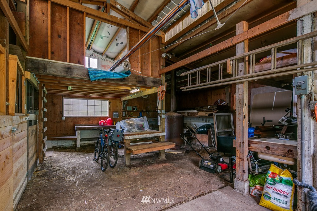 4954 Reese Hill Road Sumas, WA 98295 - Photo 24 of 24