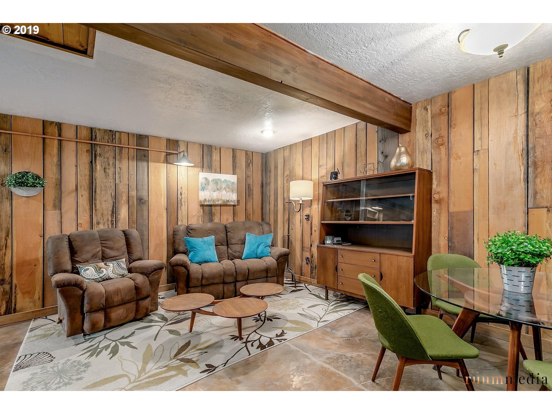 26203 Northwest Pihl Road Banks, OR 97106 - Photo 23 of 31 Family Room