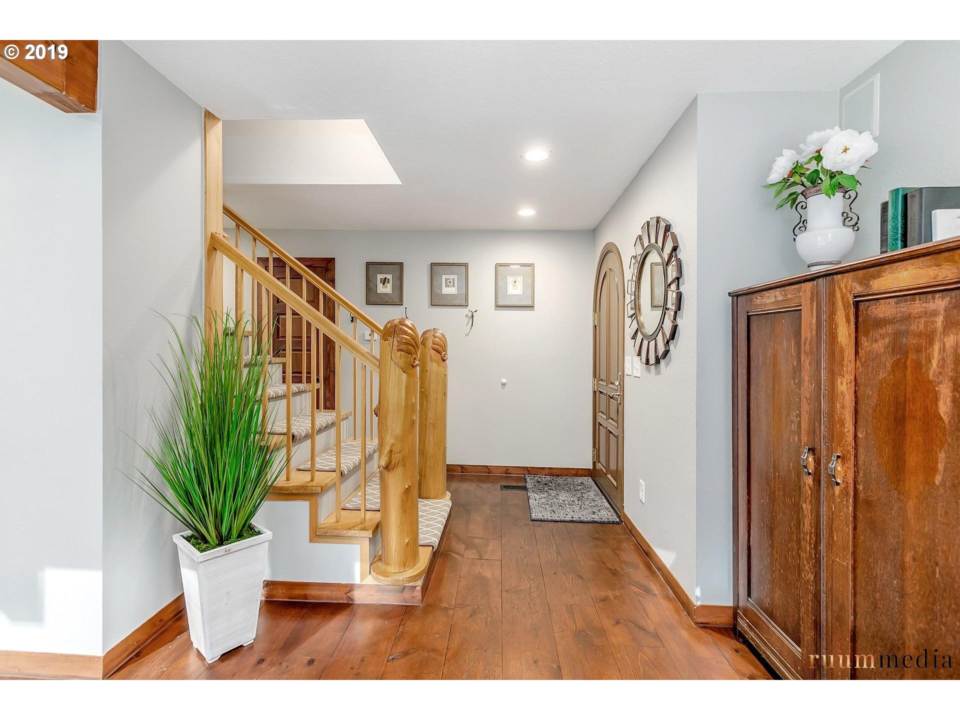 26203 Northwest Pihl Road Banks, OR 97106 - Photo 4 of 31 Entrance/Foyer