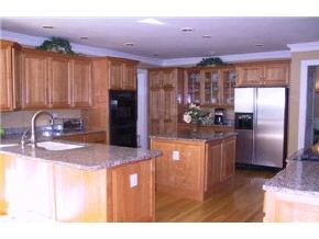 28 Spring Hill Road Bedford, NH 03110 - Photo 2 of 5