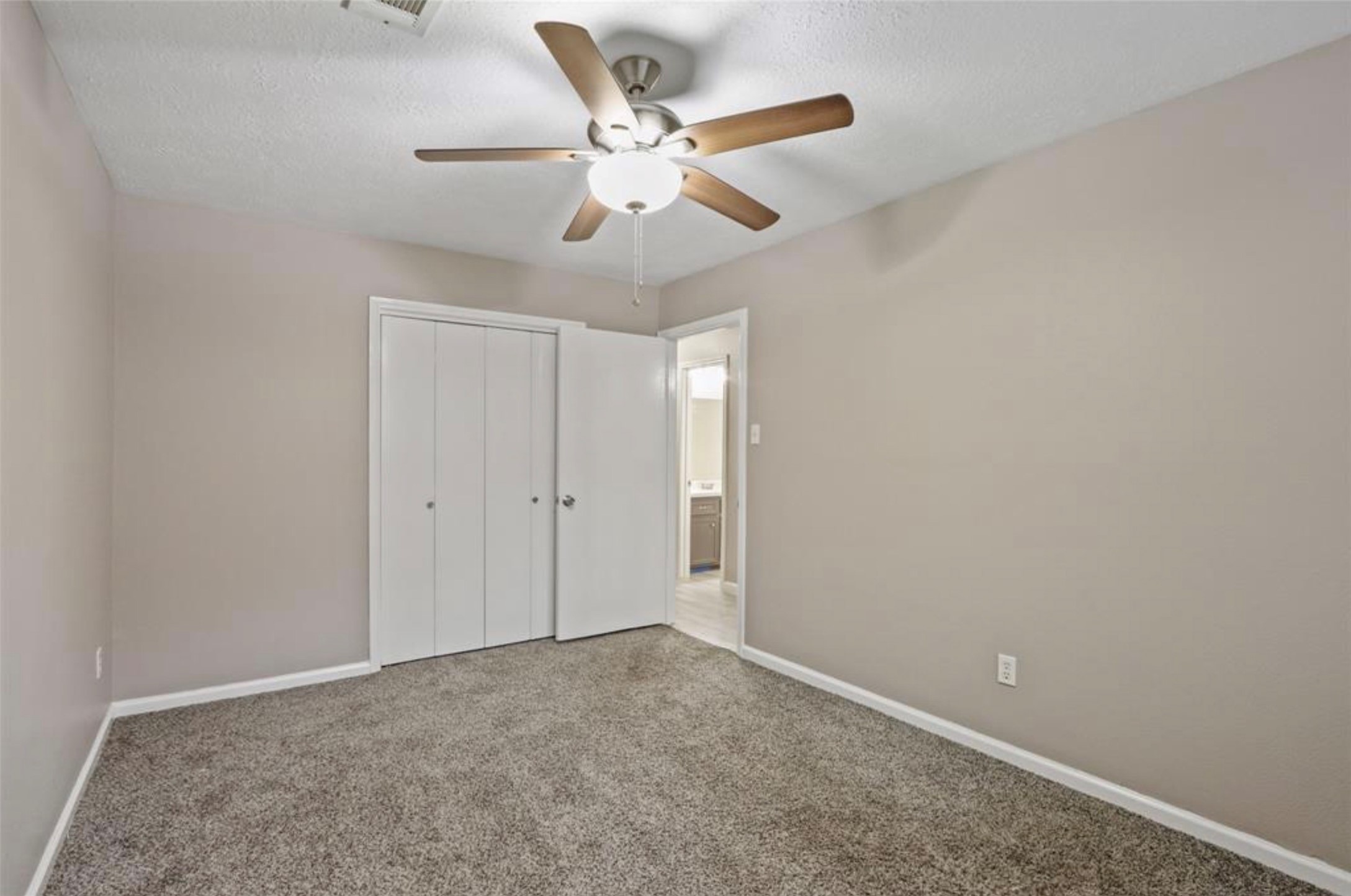 6903 White Tail Drive Spring, TX 77379 - Photo 11 of 32