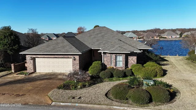 $399,900 | 2137 Aztec Drive, Dyersburg, TN 38024