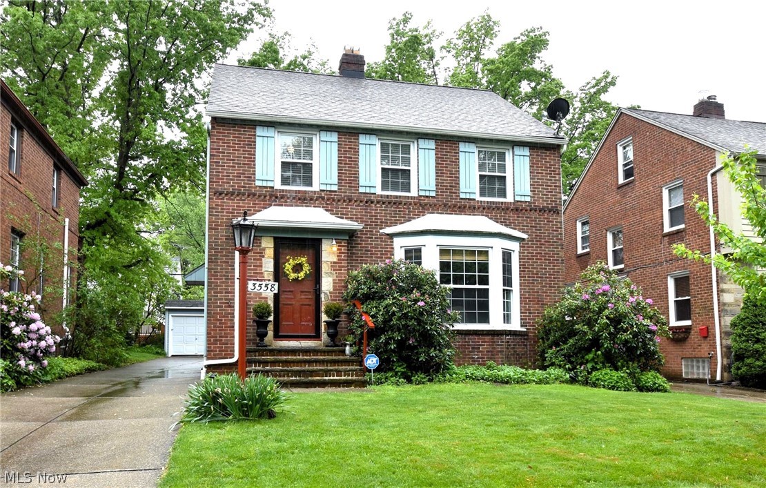 3558 Radcliffe Road Cleveland Heights, OH 44121 - Photo 2 of 32