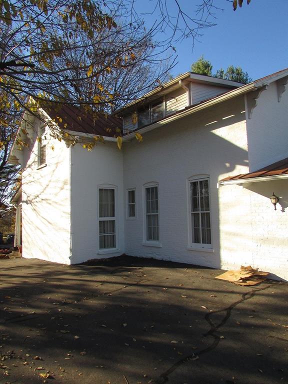 8206 North Raider Road Middletown, IN 47356 - Photo 2 of 24 Gallery Image 2