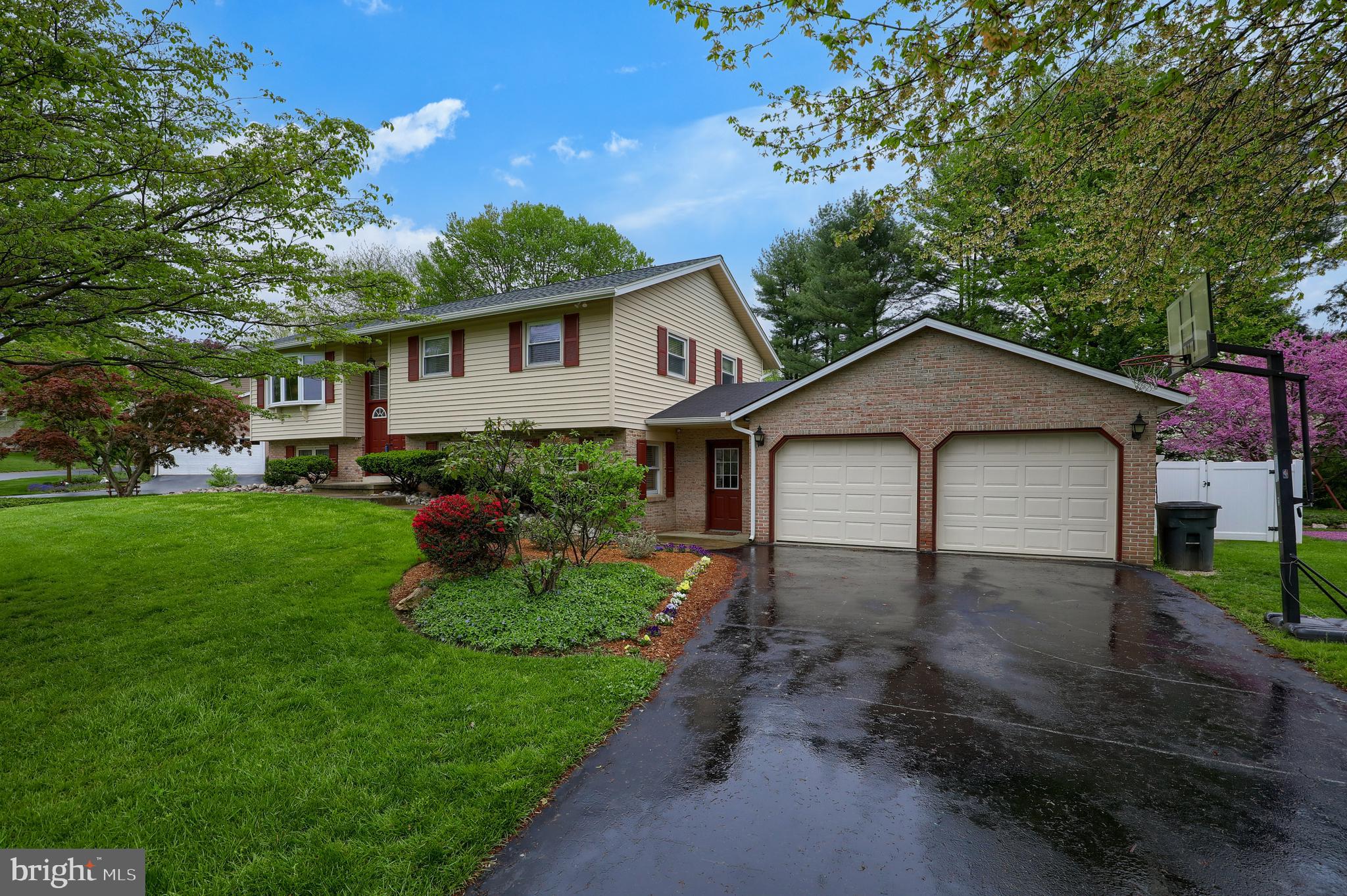 2829 Brookfield Road Lancaster, PA 17601 - Photo 1 of 54