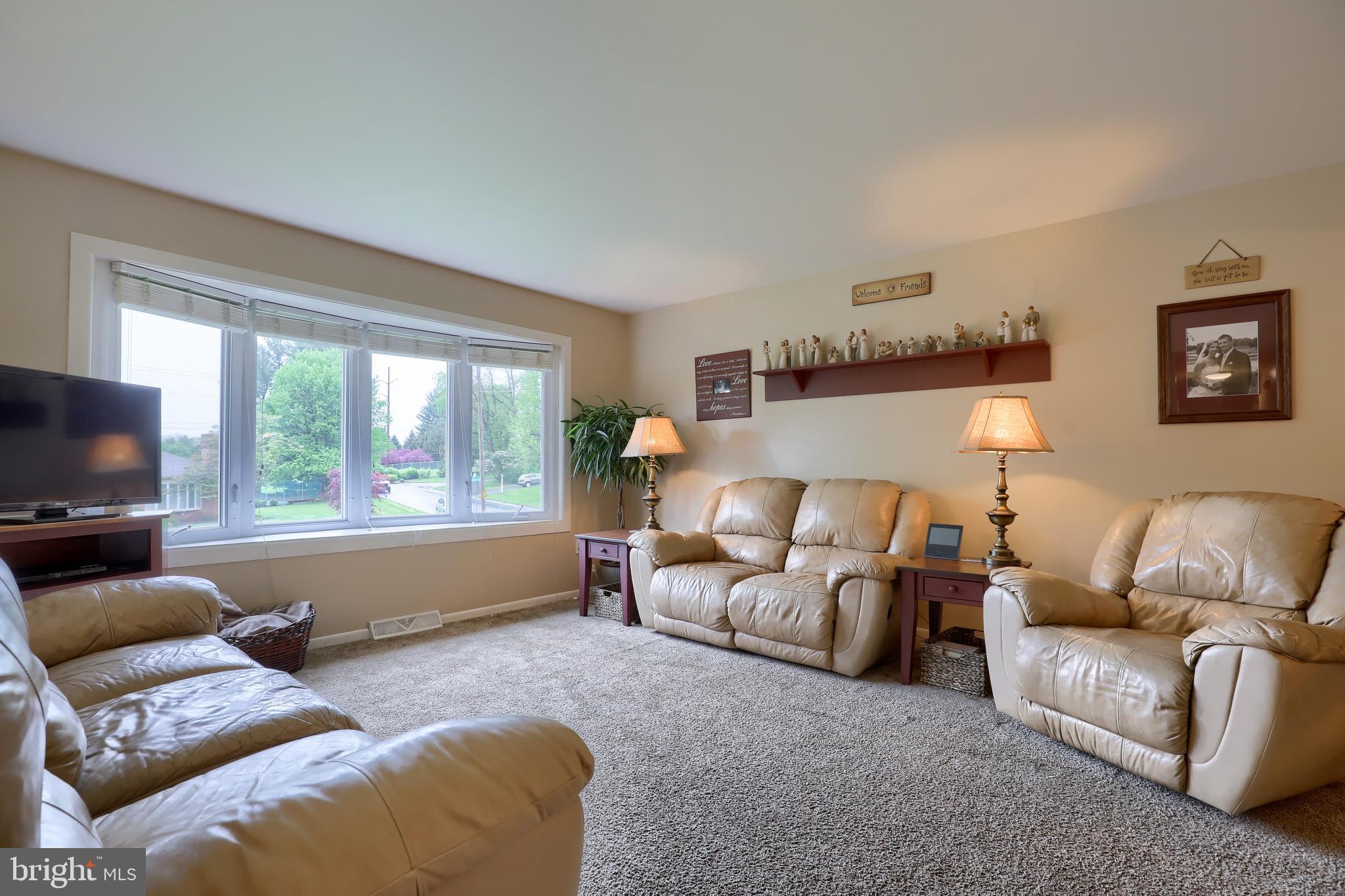 2829 Brookfield Road Lancaster, PA 17601 - Photo 13 of 54