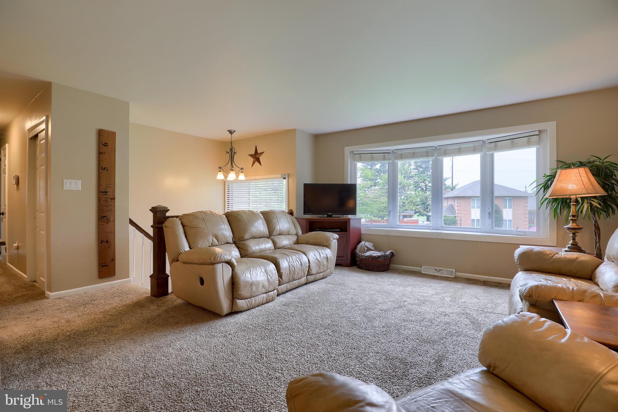 2829 Brookfield Road Lancaster, PA 17601 - Photo 16 of 54