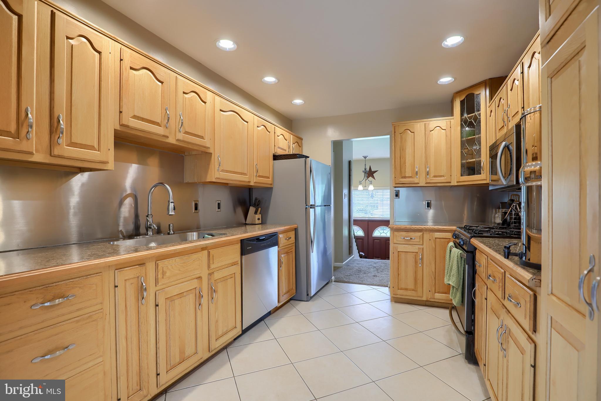 2829 Brookfield Road Lancaster, PA 17601 - Photo 18 of 54