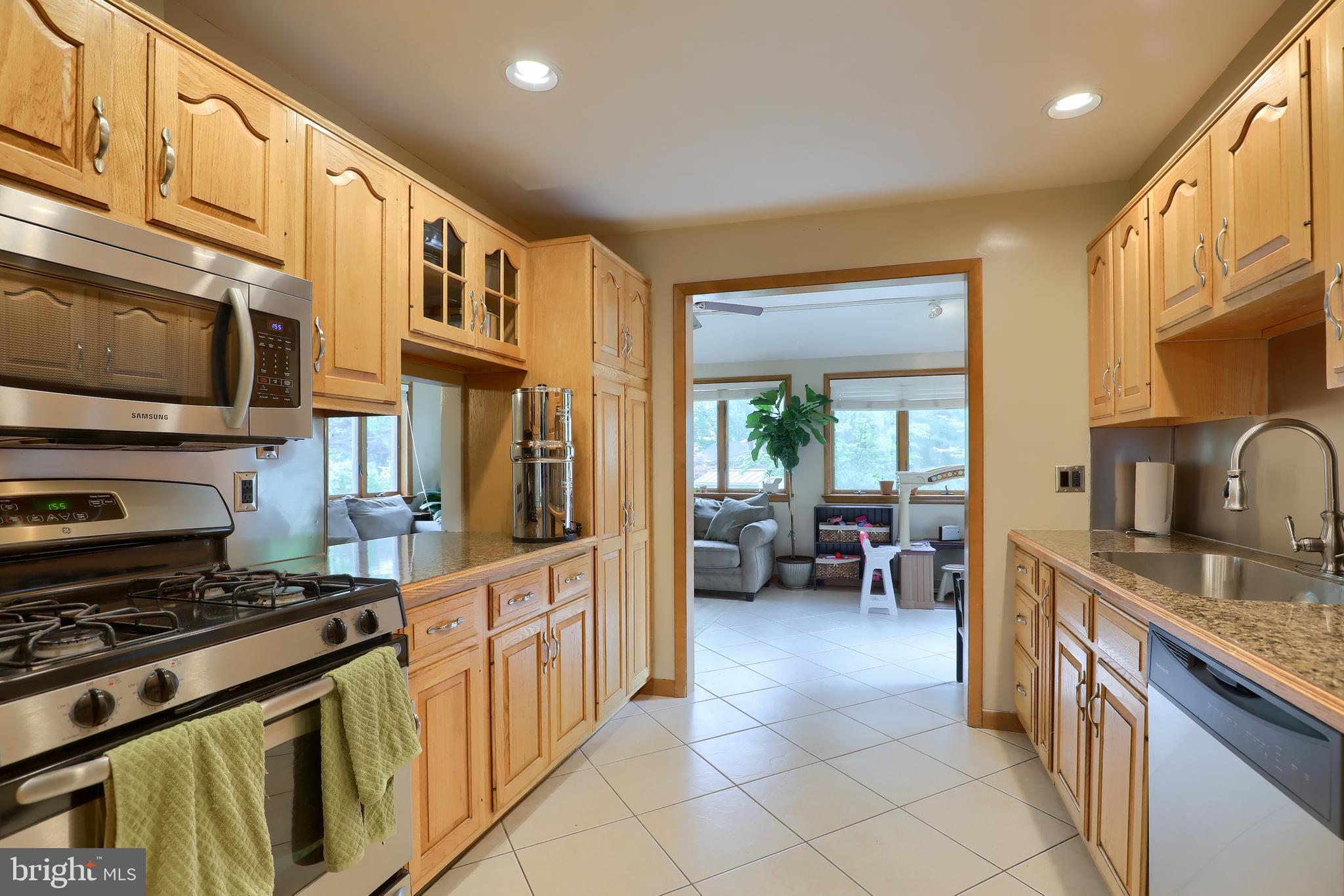 2829 Brookfield Road Lancaster, PA 17601 - Photo 19 of 54