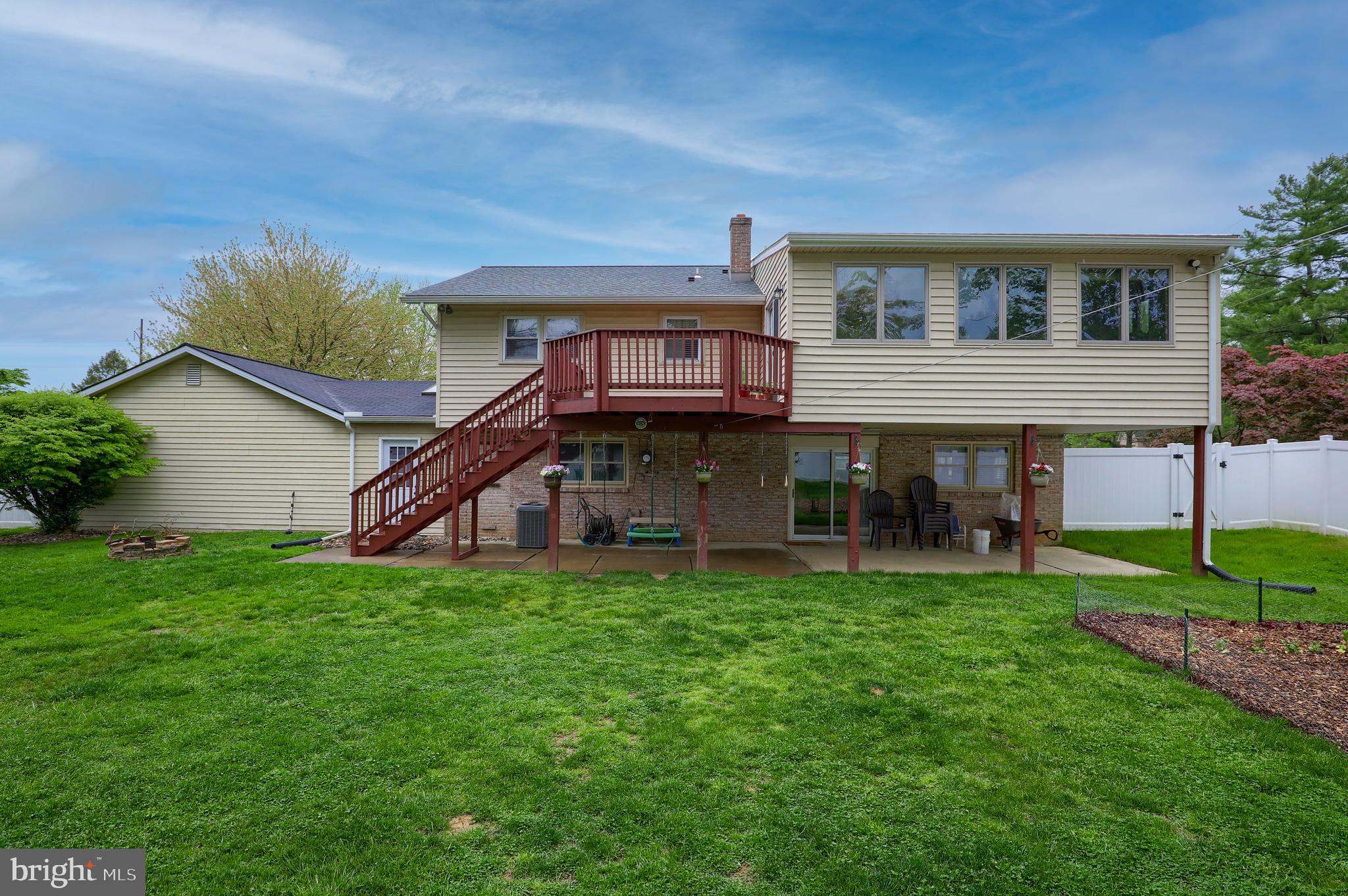 2829 Brookfield Road Lancaster, PA 17601 - Photo 7 of 54