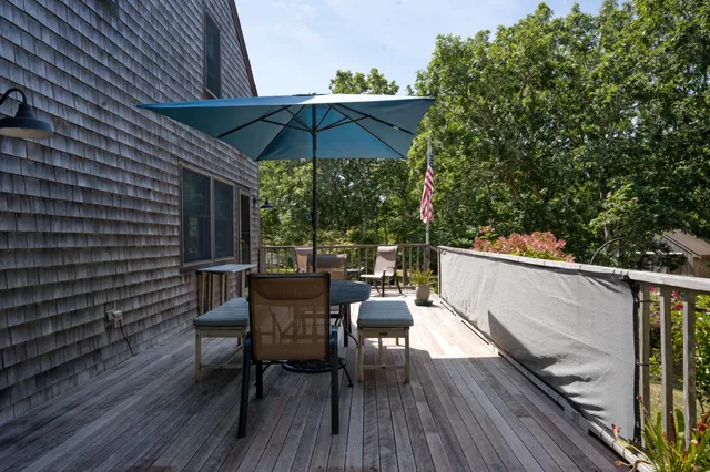 $1,985,000 | 36 Smith Hollow Drive, Edgartown, MA 02539