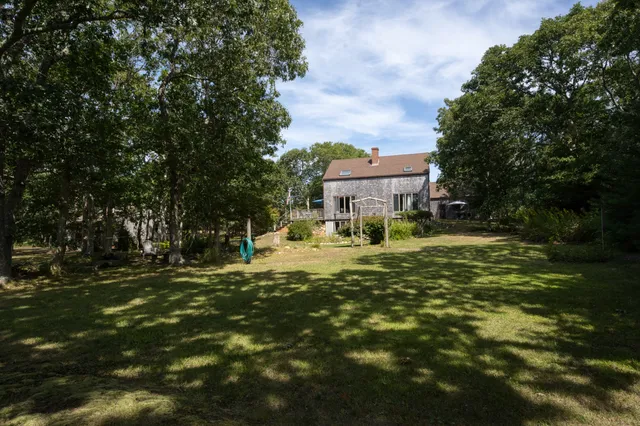 $1,985,000 | 36 Smith Hollow Drive, Edgartown, MA 02539