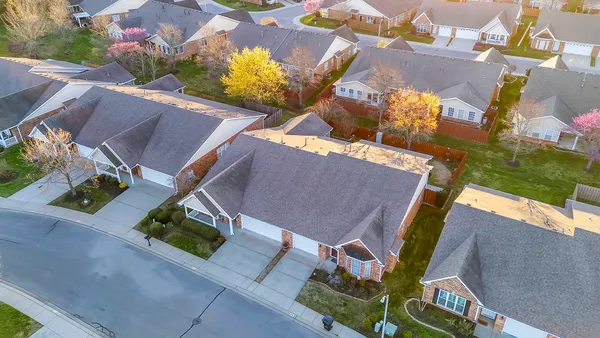 $375,000 | 646 Forest Glen Circle, Murfreesboro, TN 37128