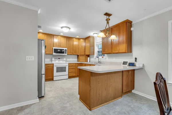 $375,000 | 646 Forest Glen Circle, Murfreesboro, TN 37128