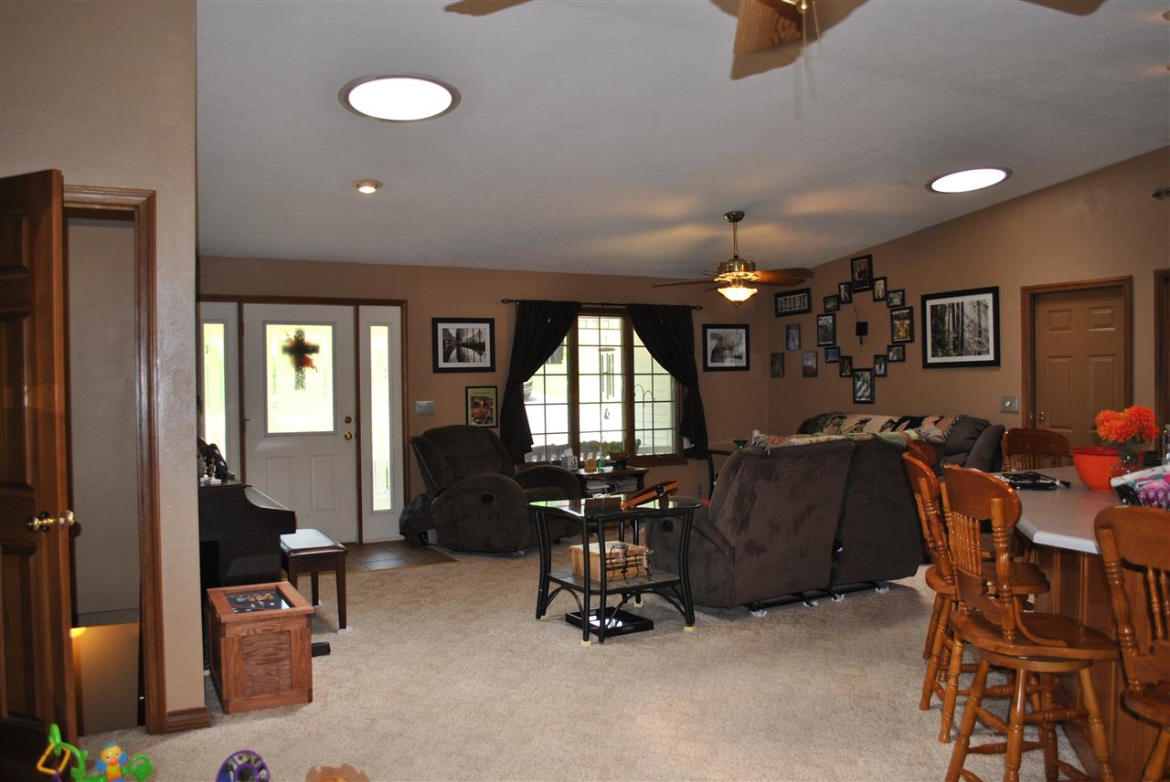 74 Foxridge Drive Springville, IN 47462 - Photo 11 of 36 Gallery Image 11