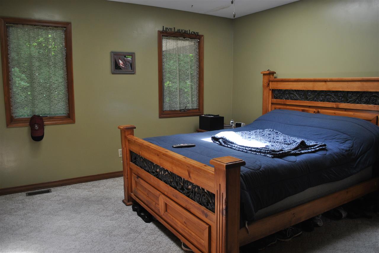 74 Foxridge Drive Springville, IN 47462 - Photo 15 of 36 Gallery Image 15