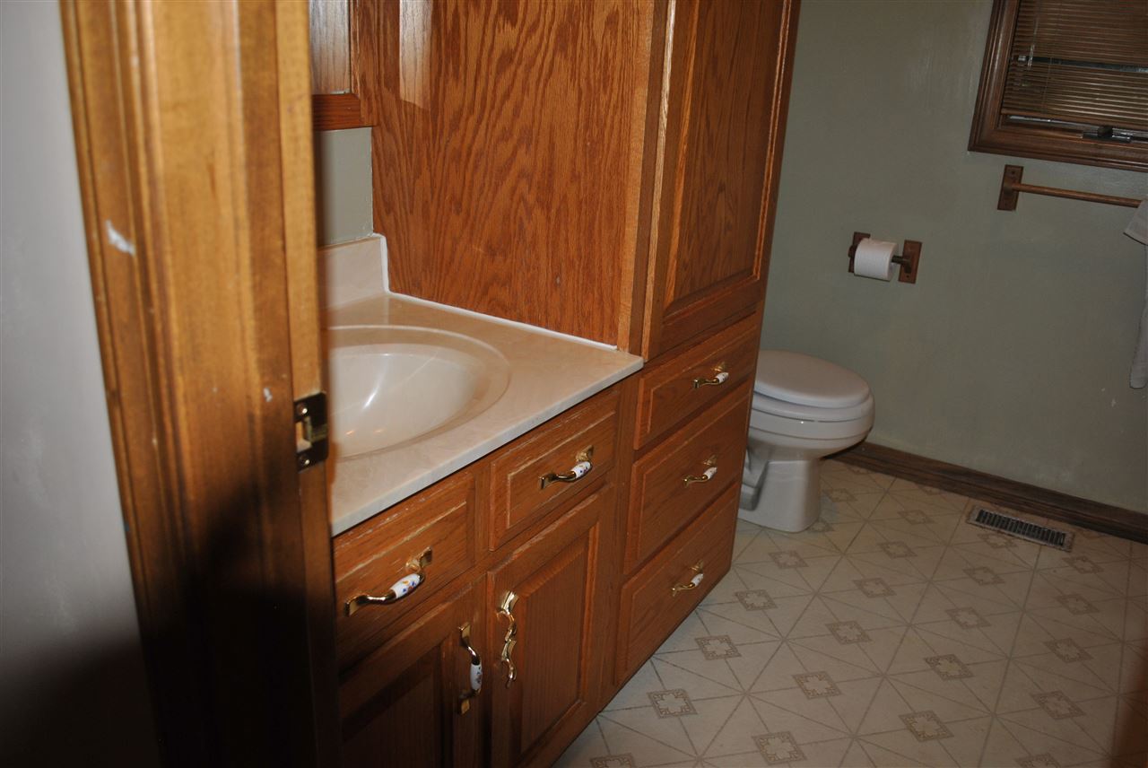 74 Foxridge Drive Springville, IN 47462 - Photo 18 of 36 Gallery Image 18