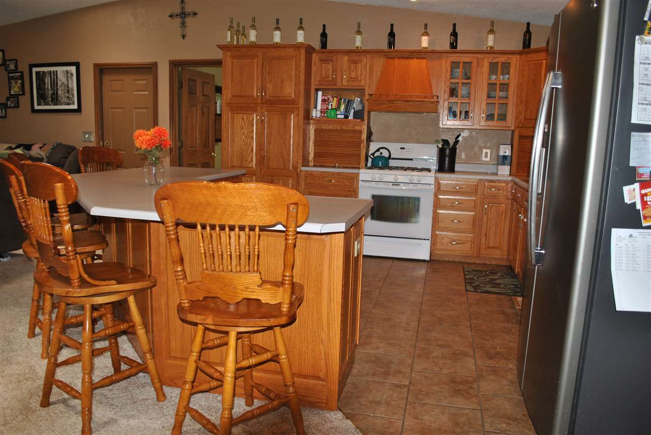 74 Foxridge Drive Springville, IN 47462 - Photo 6 of 36 Gallery Image 6