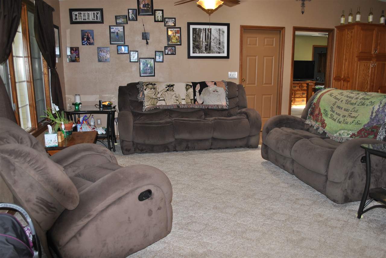 74 Foxridge Drive Springville, IN 47462 - Photo 9 of 36 Gallery Image 9