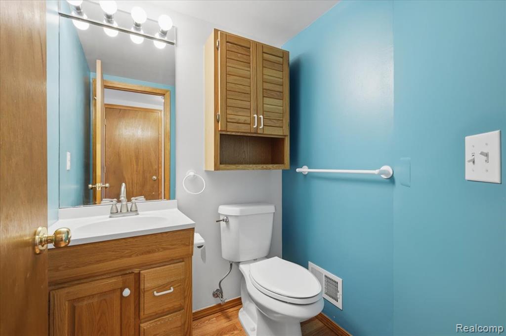 51142 South Foster Road, Unit 11 New Baltimore, MI 48047 - Photo 13 of 37 Gallery Image 13