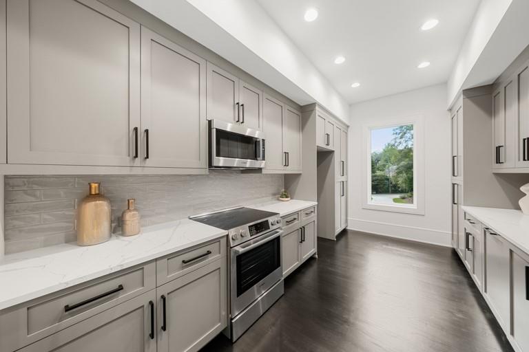 5211 Powers Ferry Road Northwest Sandy Springs, GA 30327 - Photo 15 of 106