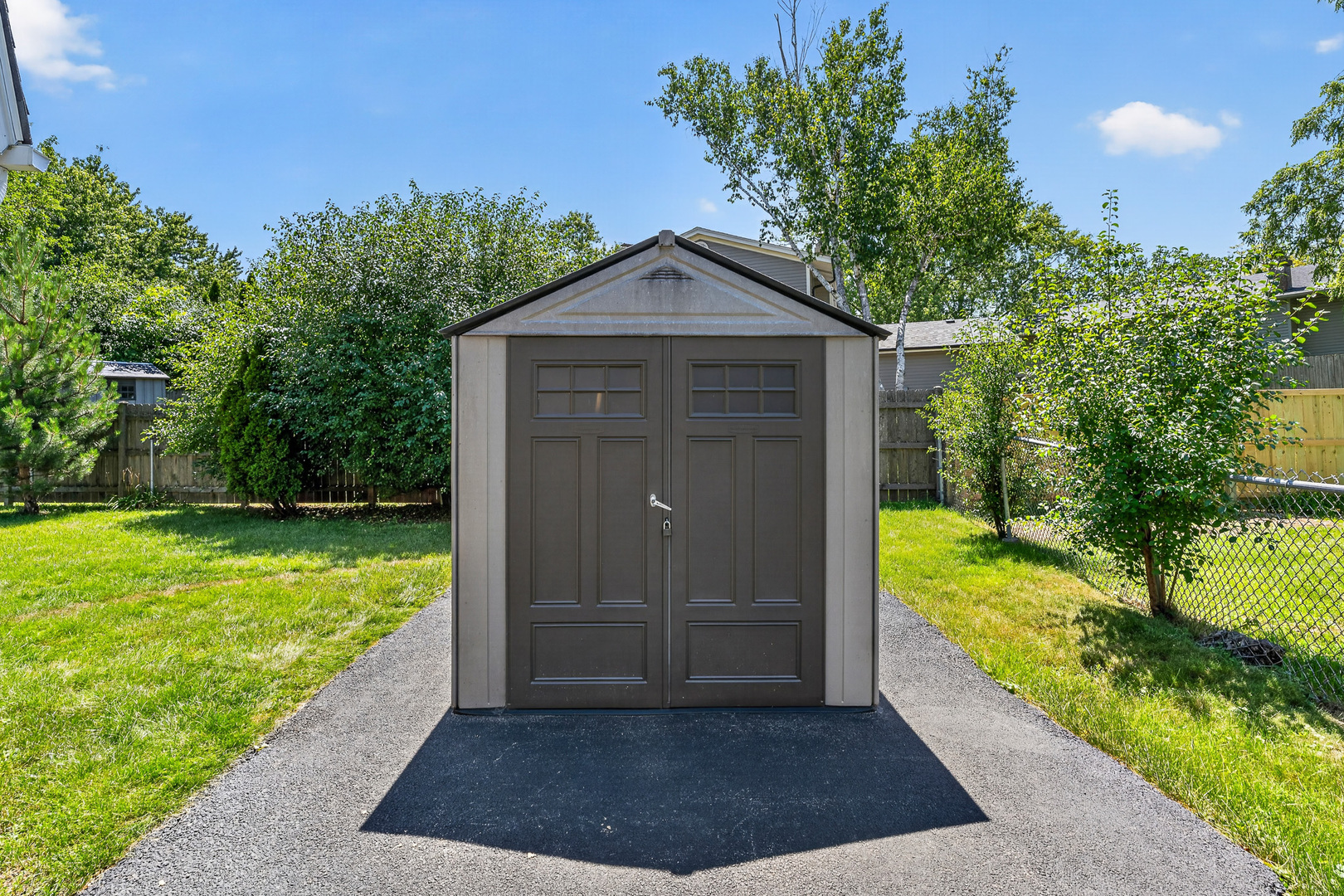 4 Devon Court Bolingbrook, IL 60440 - Photo 27 of 43 Gallery Image 27