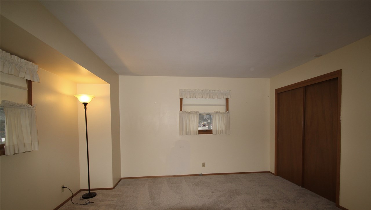 3402 Ridge Avenue Rockford, IL 61103 - Photo 11 of 17 Gallery Image 11
