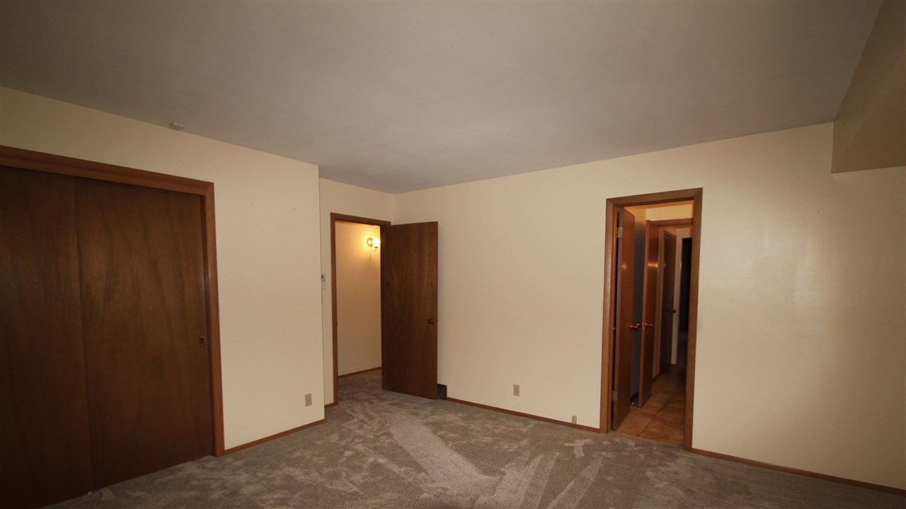3402 Ridge Avenue Rockford, IL 61103 - Photo 12 of 17 Gallery Image 12