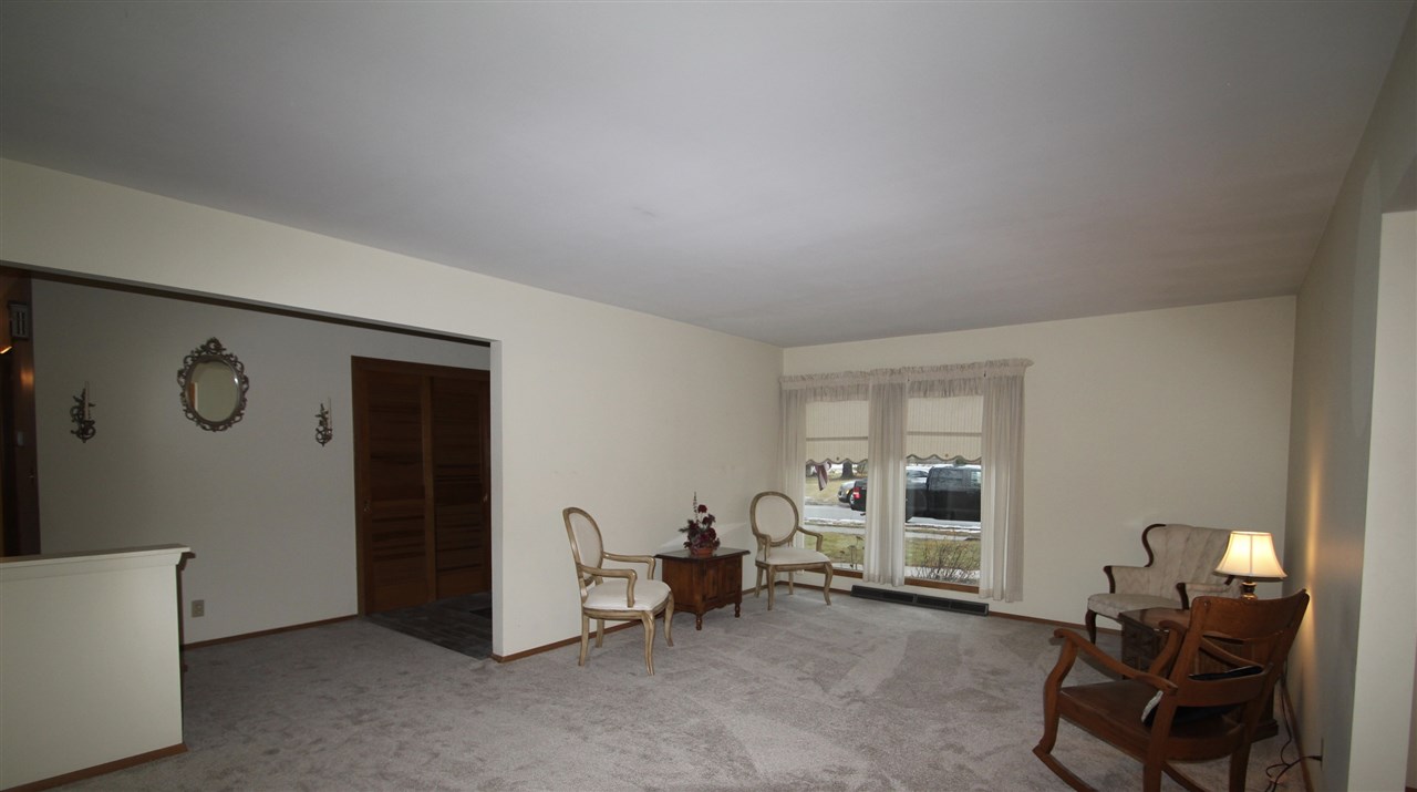 3402 Ridge Avenue Rockford, IL 61103 - Photo 2 of 17 Gallery Image 2