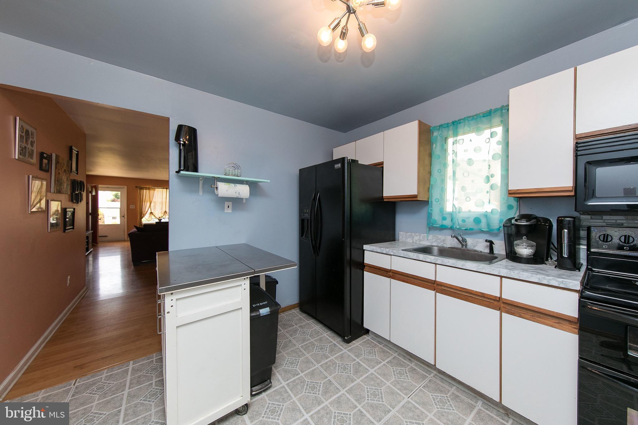 2822 Old Welsh Road Willow Grove, PA 19090 - Photo 12 of 27 Kitchen