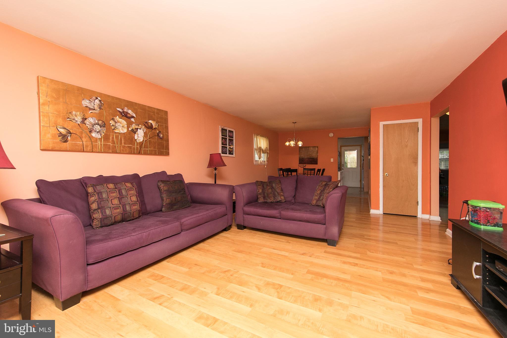 2822 Old Welsh Road Willow Grove, PA 19090 - Photo 8 of 27 Living Room