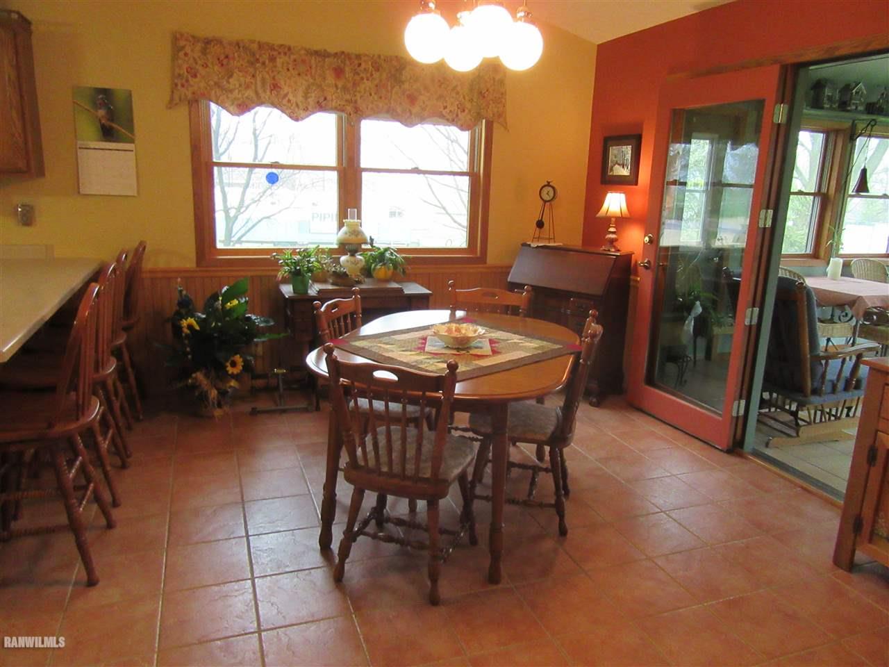 218 West Division Road Shannon, IL 61078 - Photo 12 of 27 Gallery Image 12