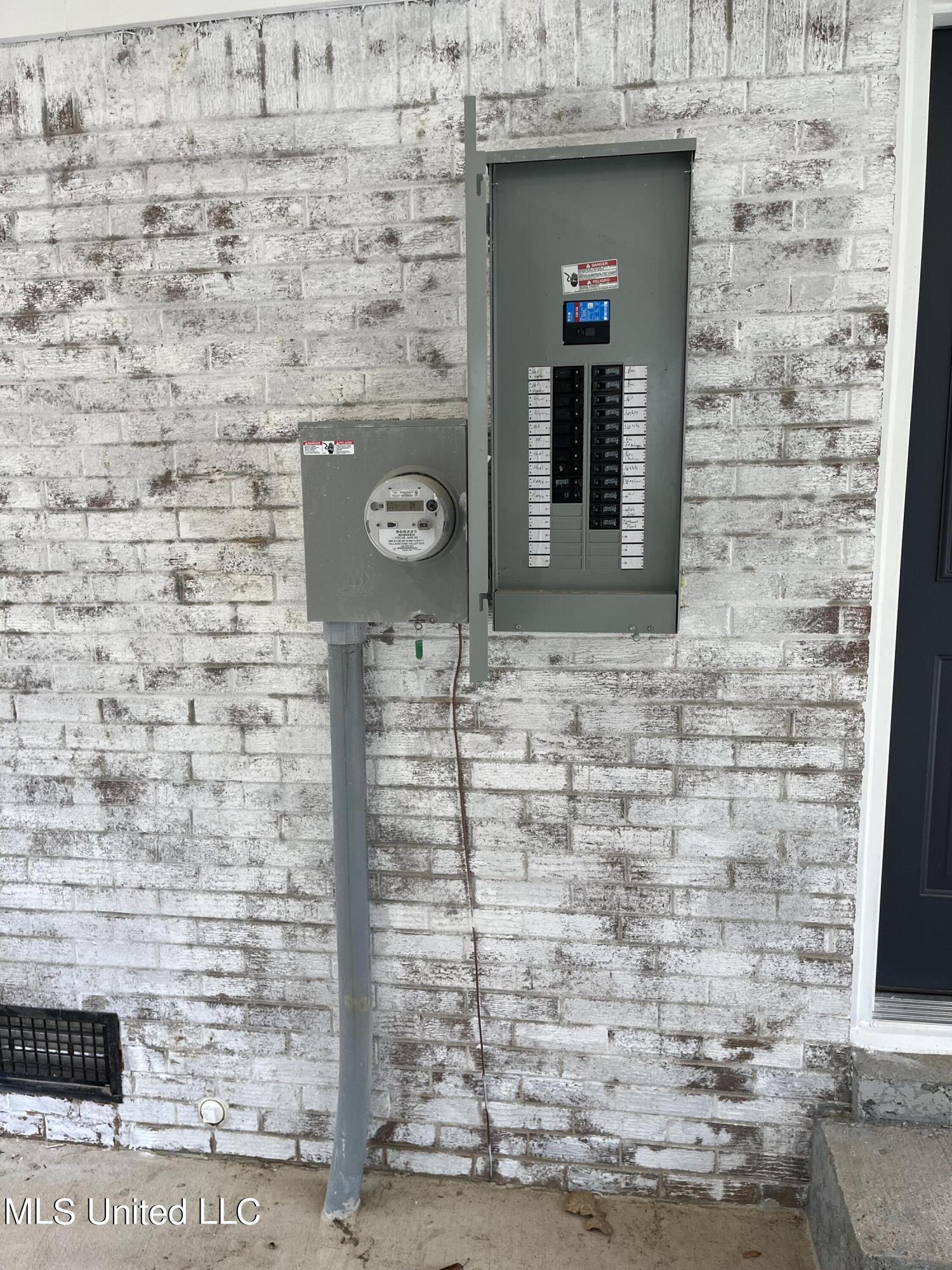 3777 Spring Port Road Sardis, MS 38666 - Photo 11 of 56 New underground electric service
