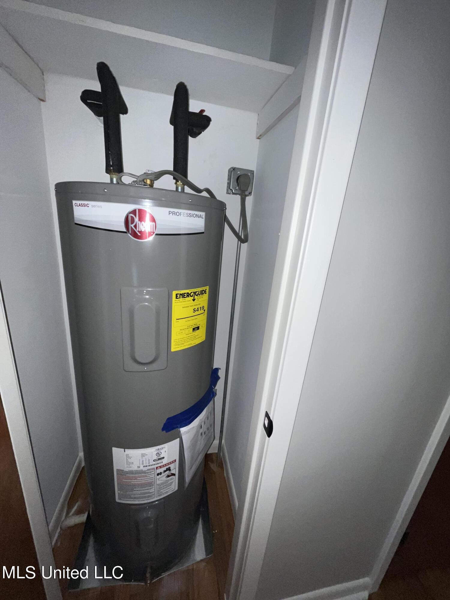 3777 Spring Port Road Sardis, MS 38666 - Photo 44 of 56 New water heater