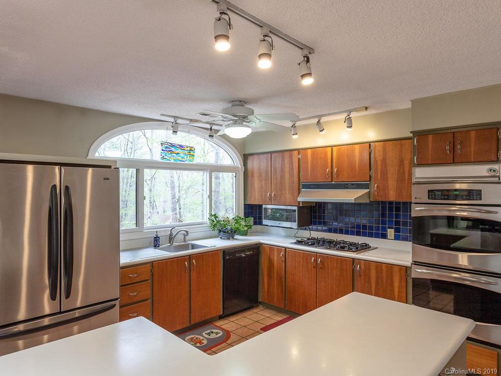 2349 Riceville Road Asheville, NC 28805 - Photo 10 of 44 Gallery Image 10