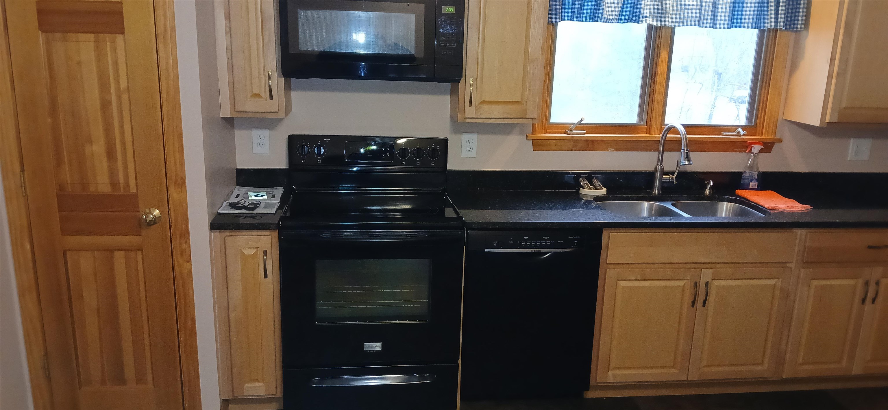 67 Ten Rod Road Rochester, NH 03867 - Photo 14 of 35