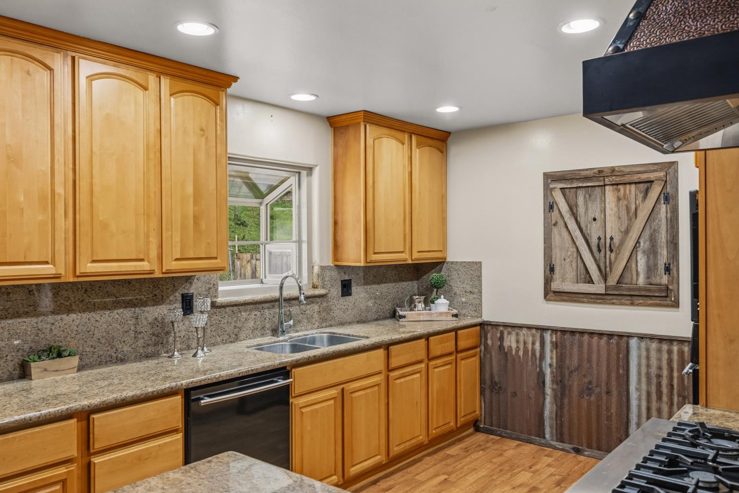 17940 Berta Canyon Road Salinas, CA 93907 - Photo 11 of 45