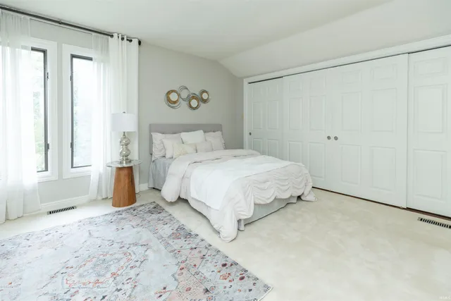 $625,000 | 22377 Madison Road, South Bend, IN 46614