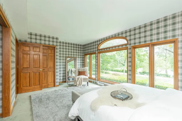 $625,000 | 22377 Madison Road, South Bend, IN 46614