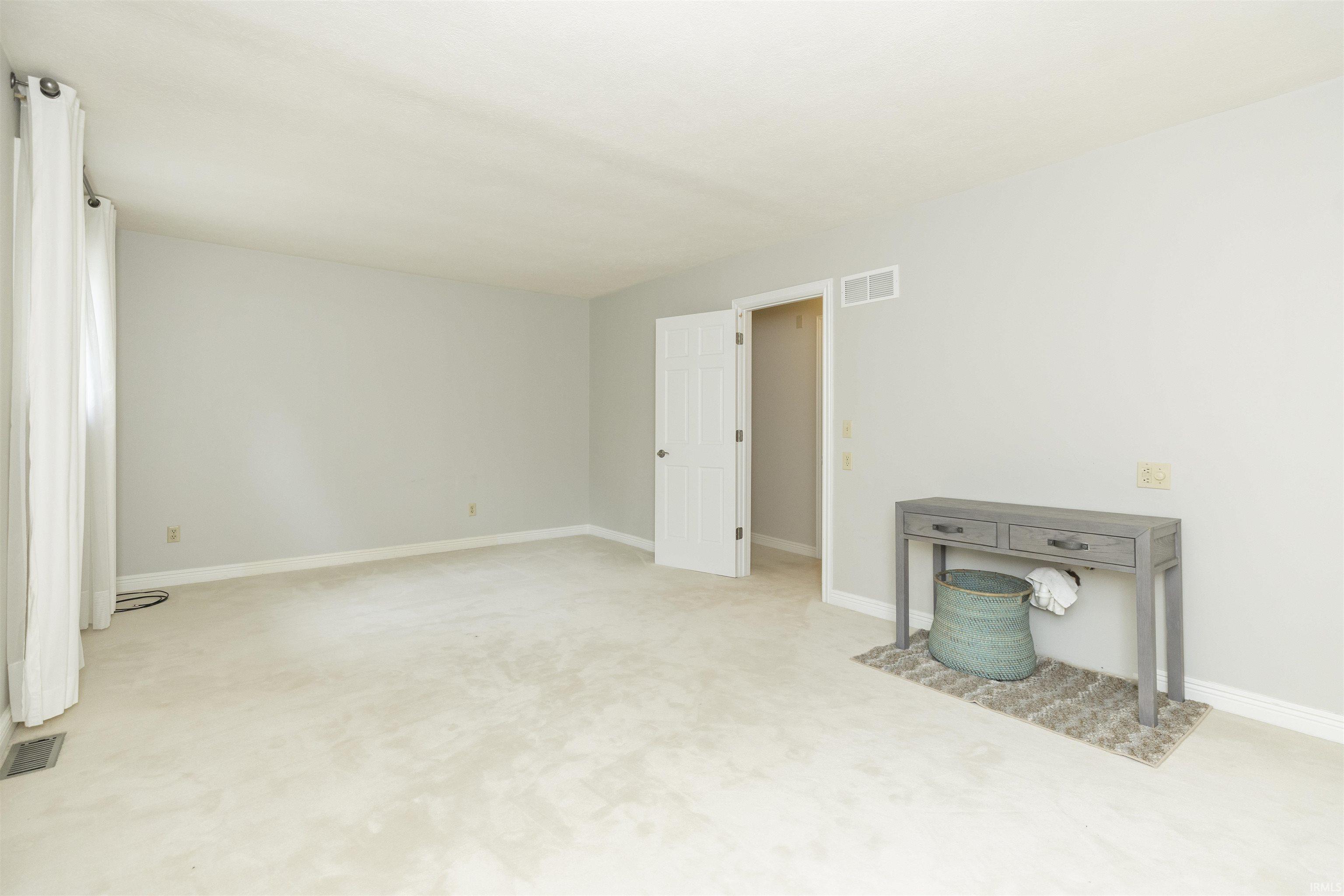 22377 Madison Road South Bend, IN 46614 - Photo 22 of 35 Gallery Image 22