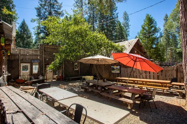 $359,000 | 12225 La Porte Road, Clipper Mills, CA 95930