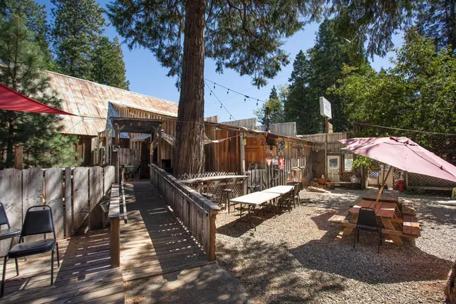 $359,000 | 12225 La Porte Road, Clipper Mills, CA 95930