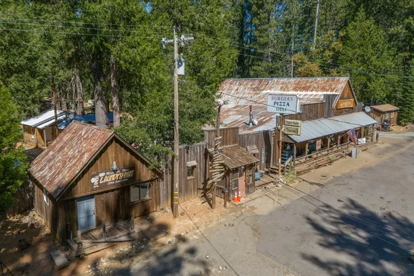 $359,000 | 12225 La Porte Road, Clipper Mills, CA 95930