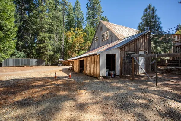 $359,000 | 12225 La Porte Road, Clipper Mills, CA 95930