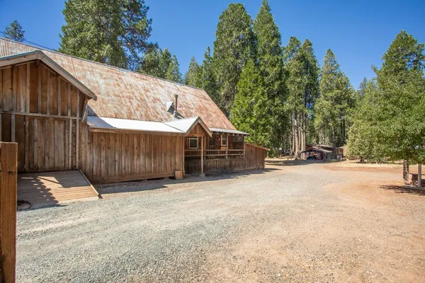 $359,000 | 12225 La Porte Road, Clipper Mills, CA 95930