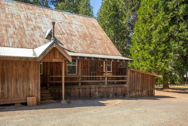 $359,000 | 12225 La Porte Road, Clipper Mills, CA 95930