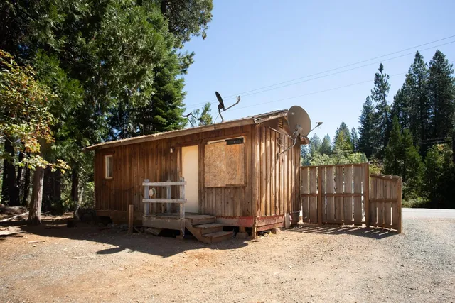 $359,000 | 12225 La Porte Road, Clipper Mills, CA 95930